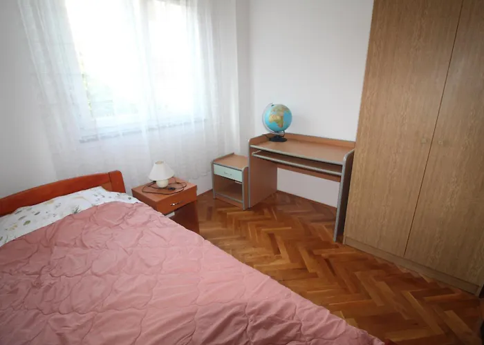 Razum Apartman Pula